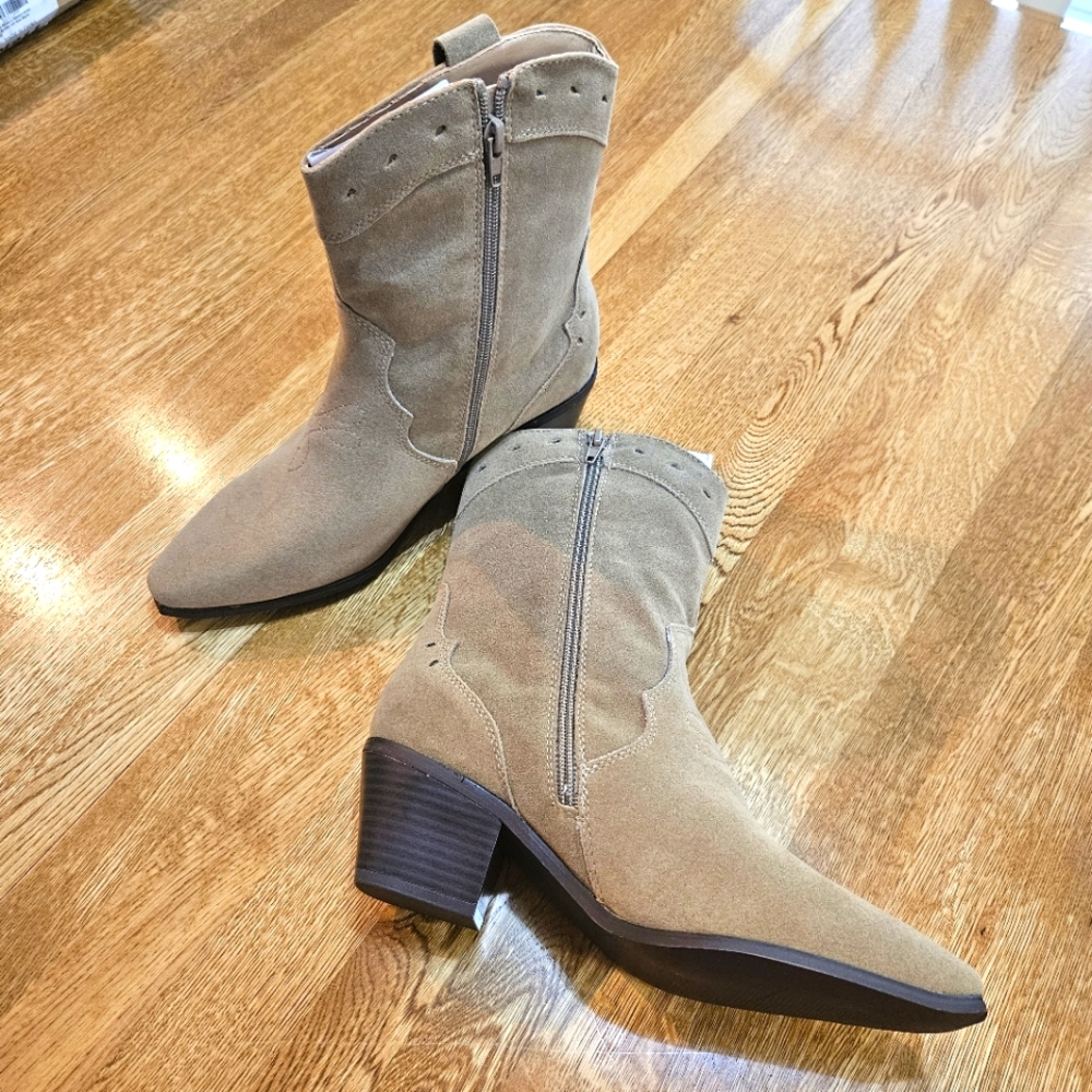 Tan Faux Suede Ankle Boots, Tinstree Sz 9 NIB